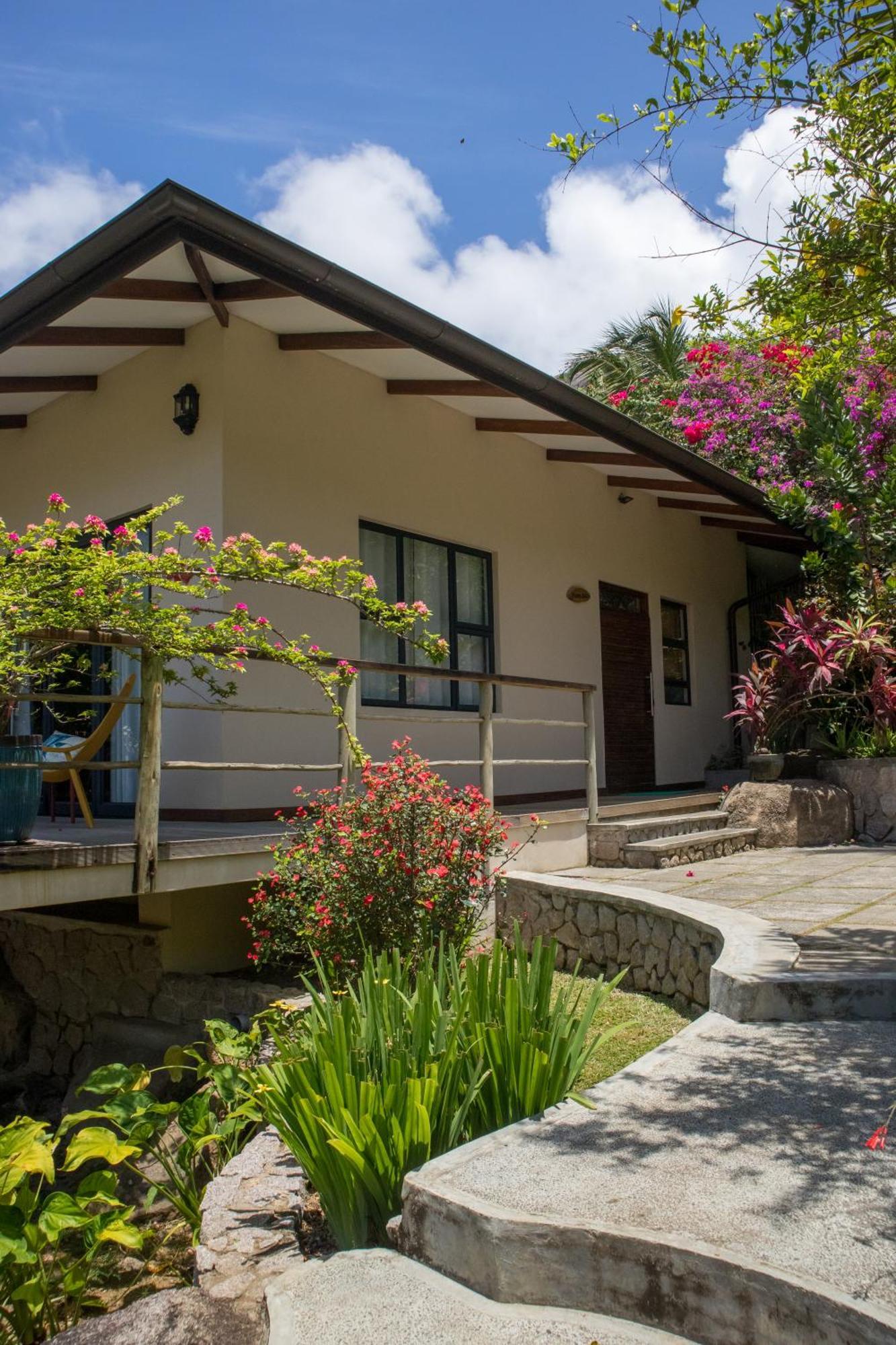 Domaine Desaubin Luxury Villas تاكاماكا المظهر الخارجي الصورة